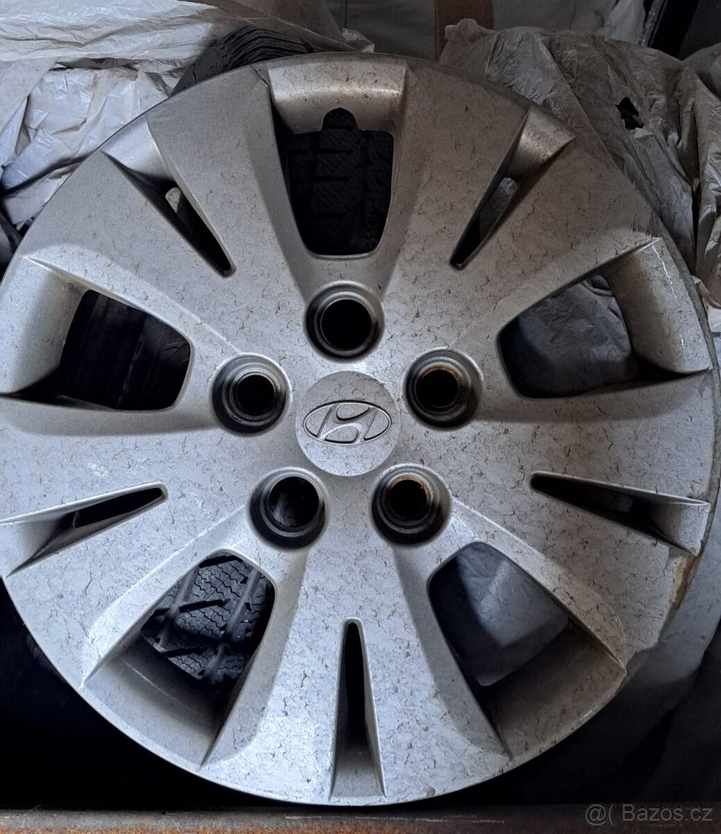 Zimní kompletní kola 195/65 R15 pro Hyundai IX20