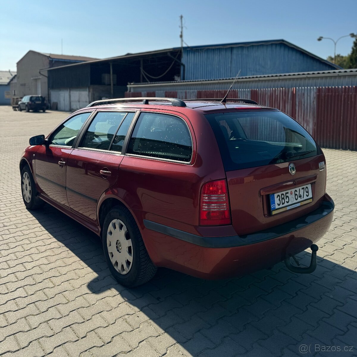 Škoda Octavia Kombi Tažné Nová STK 1.6 74Kw Benzín