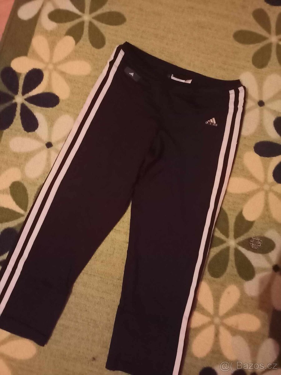 Zachovalé legíny Adidas vel. S/M 36/38