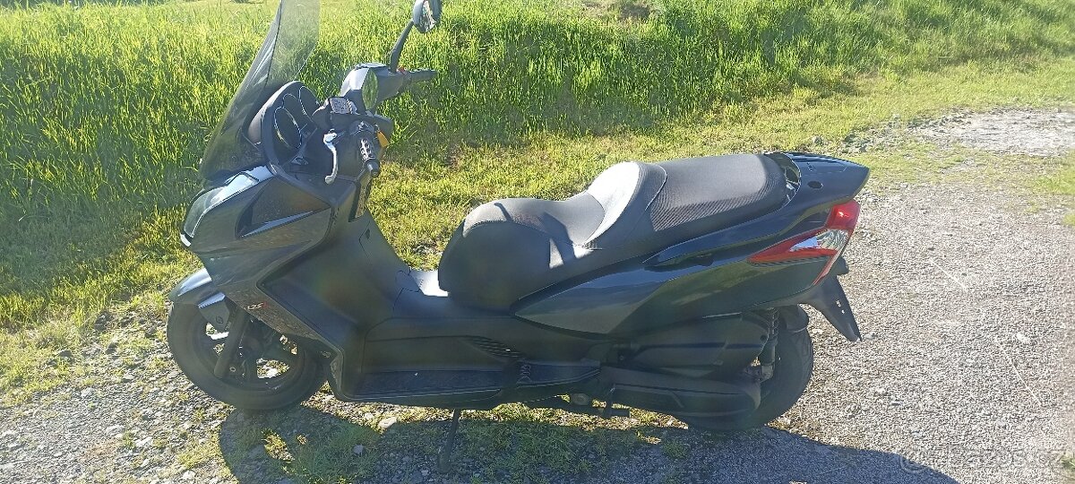 KYMCO DOWNTOWN 125i ABS - VYBORNY STAV