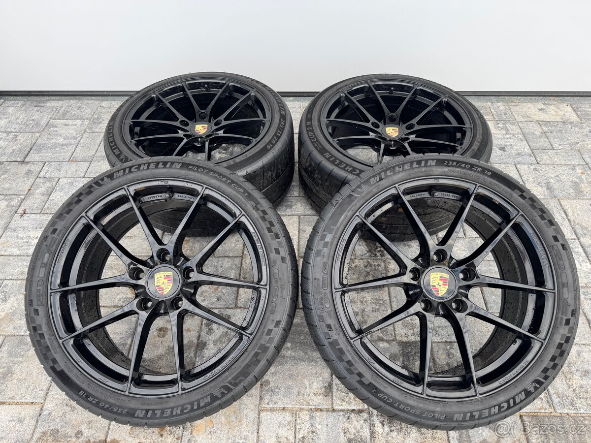 OZ racing Leggera HLT r19