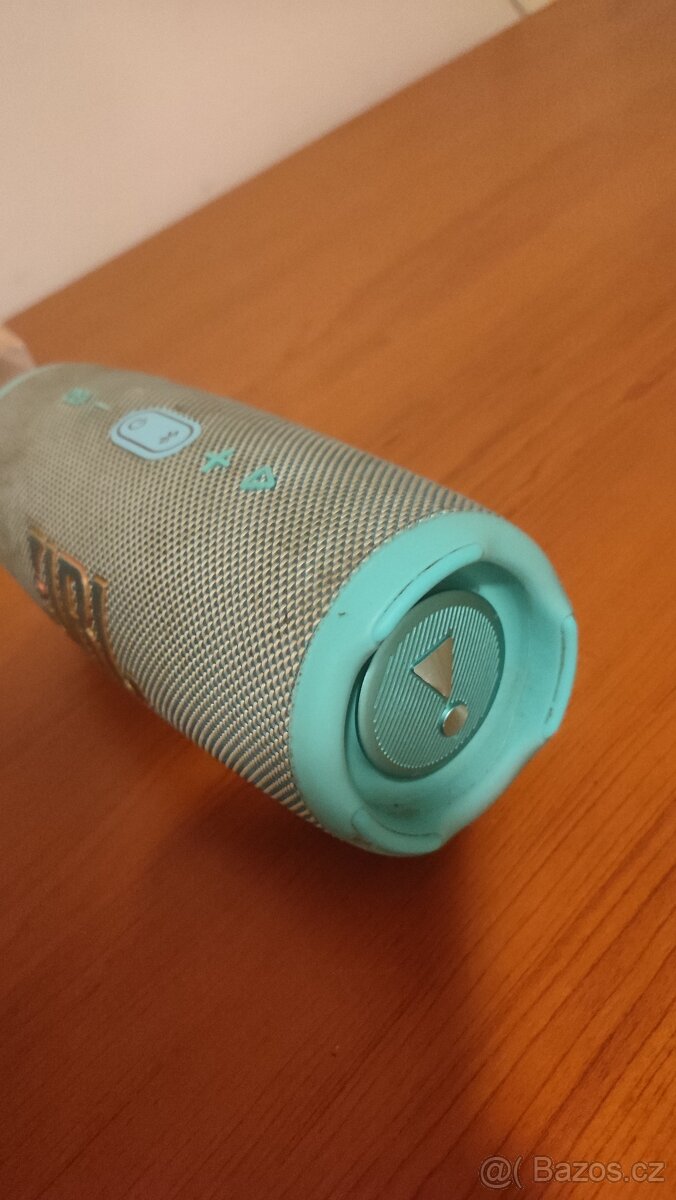 JBL Charge 5