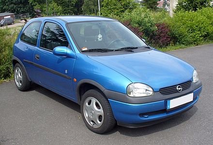 Čelní sklo na Opel Corsa B / Combo 93-01