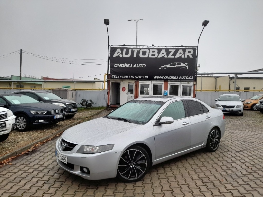 Honda Accord EXECUTIVE 2,4 I-VTEC 140 KW