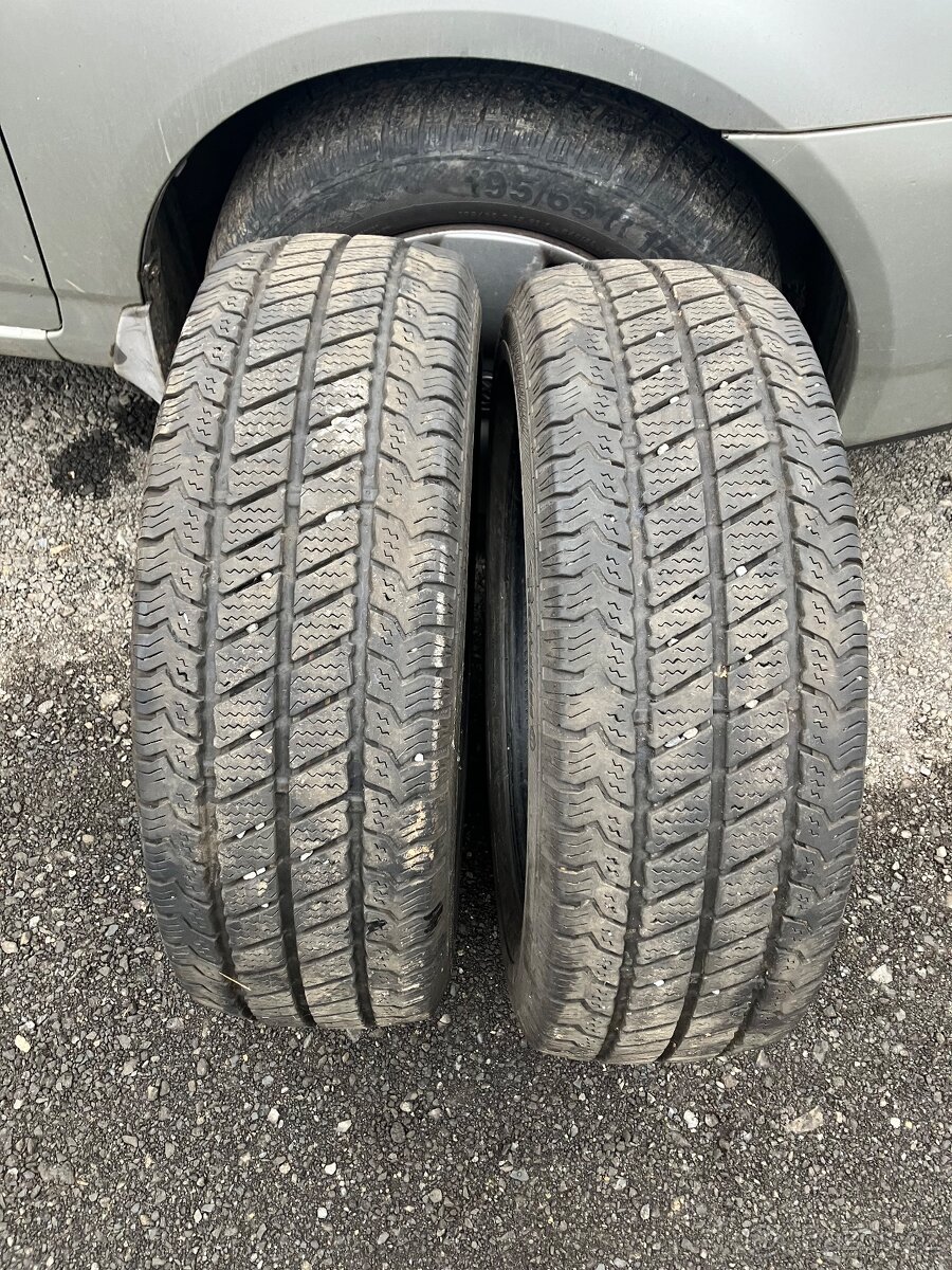 Zimní dodávkové 205/65 R16C Barum Snowvanis 2,