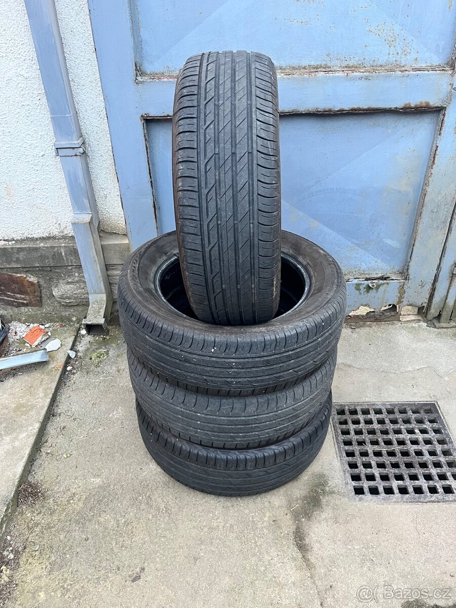 215/60 R17 Bridgestone letní 4ks