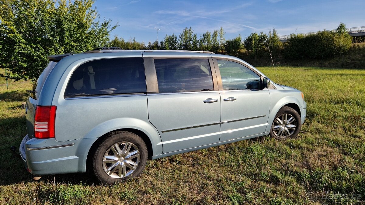 Chrysler Town & Country Limited Edition, 4.0 V6 LIMITED