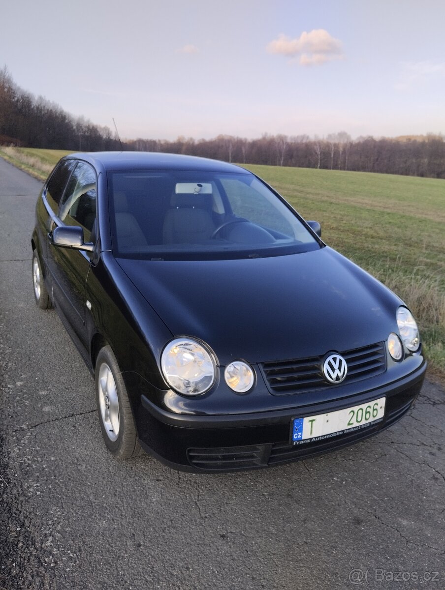 VW POLO 9N 1.4 TDI MALÝ NÁJEZD, MOC HEZKÉ, TAŽNÉ...