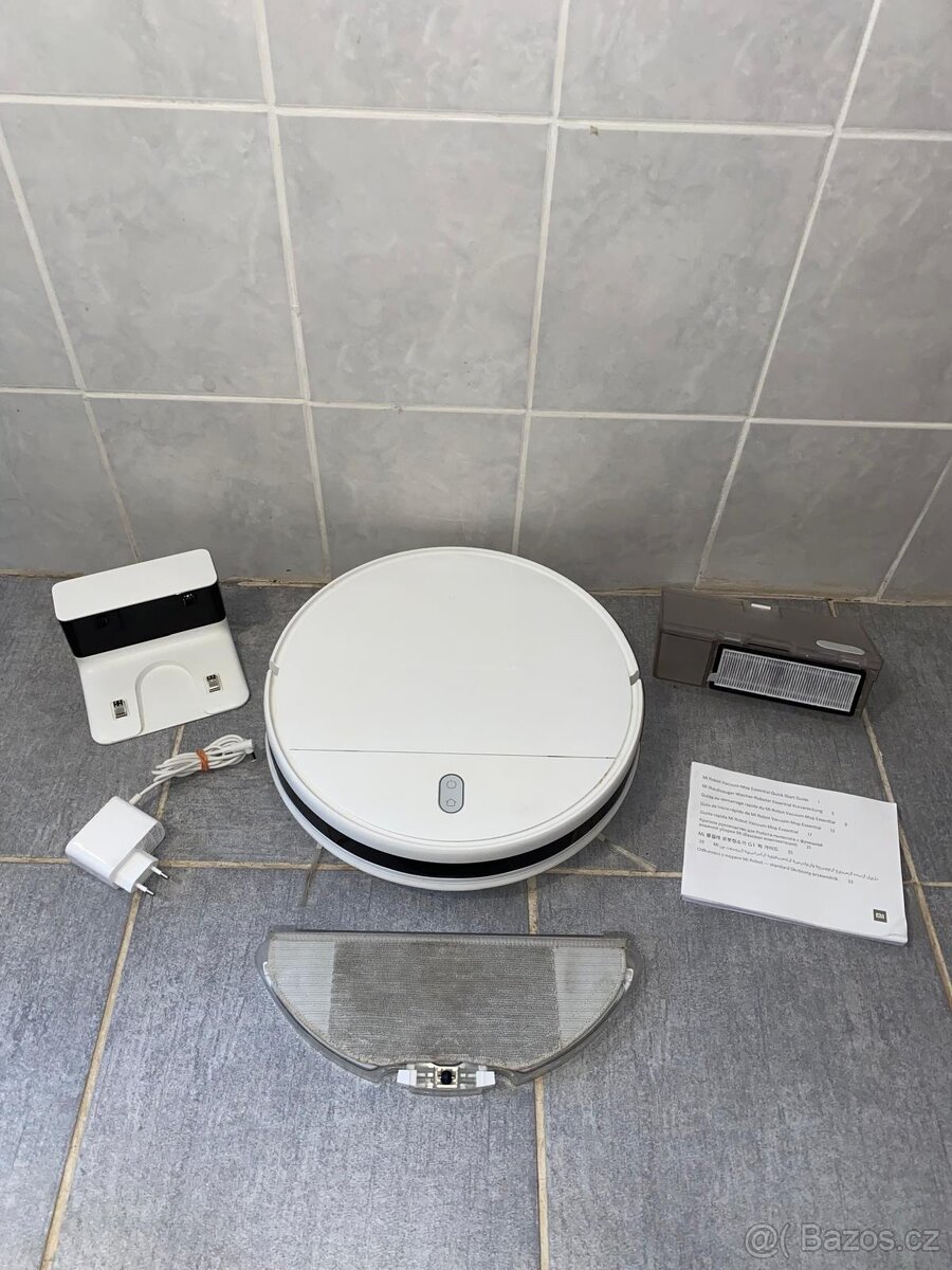 Robotický vysavač Xiaomi Mi Robot Vacuum-Mop Essential TOP s