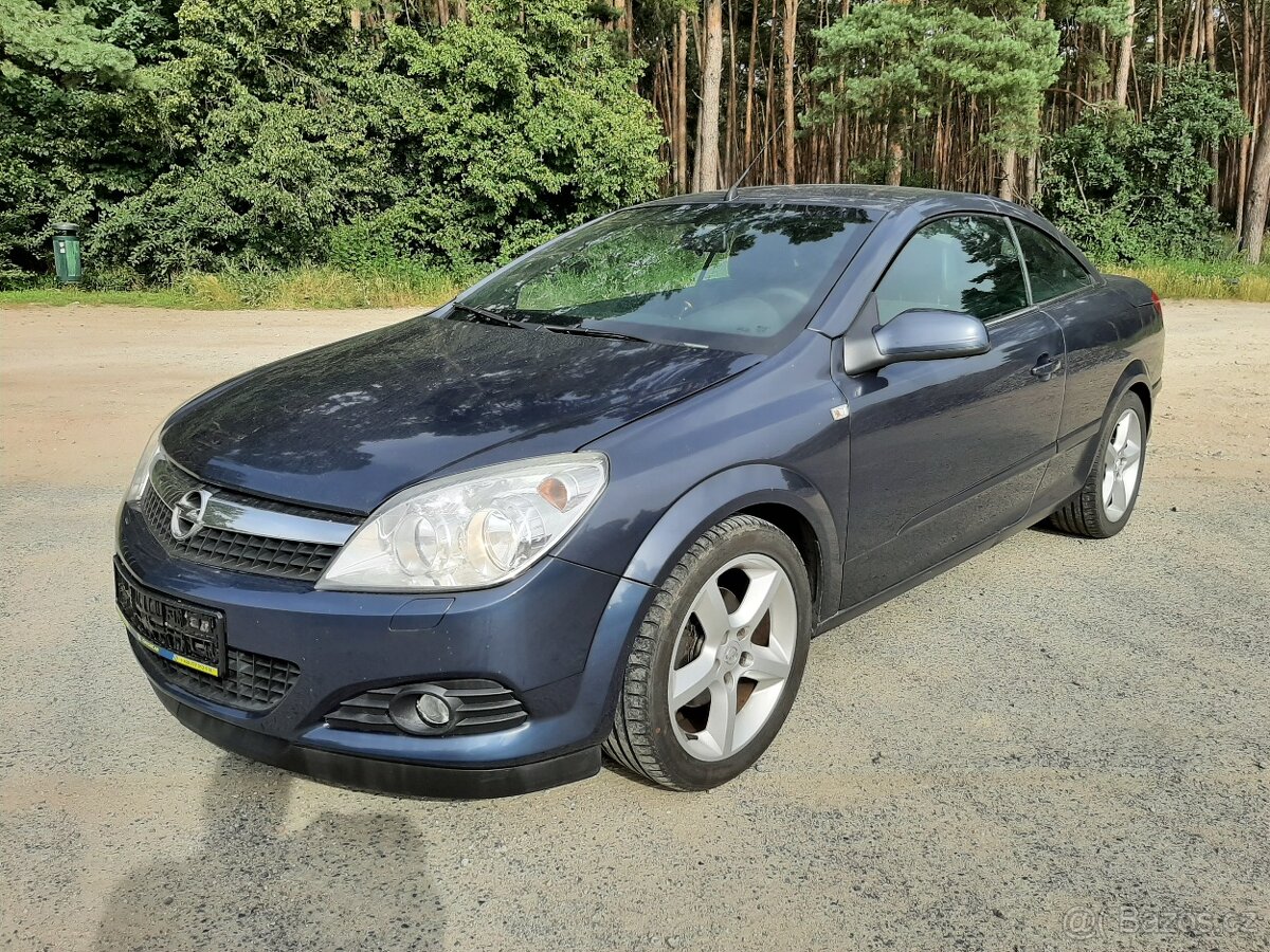 Opel Astra TWIN TOP 1.6, 77kW r.v. 2008. KABRIO