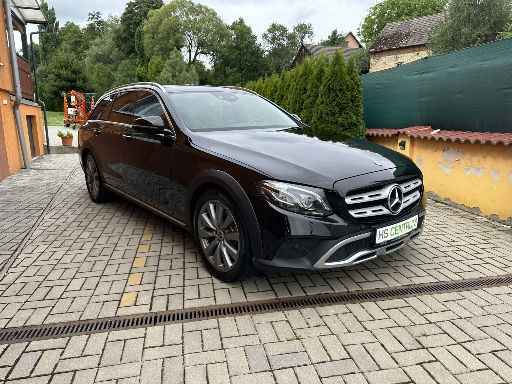 Mercedes-Benz E 220 E 220d 4MATIC All-TerrainT