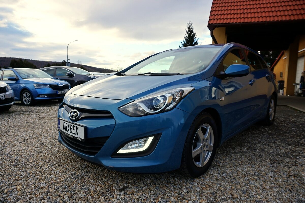 HYUNDAI I30 1,6 88KW MPI CW 1. MAJITEL