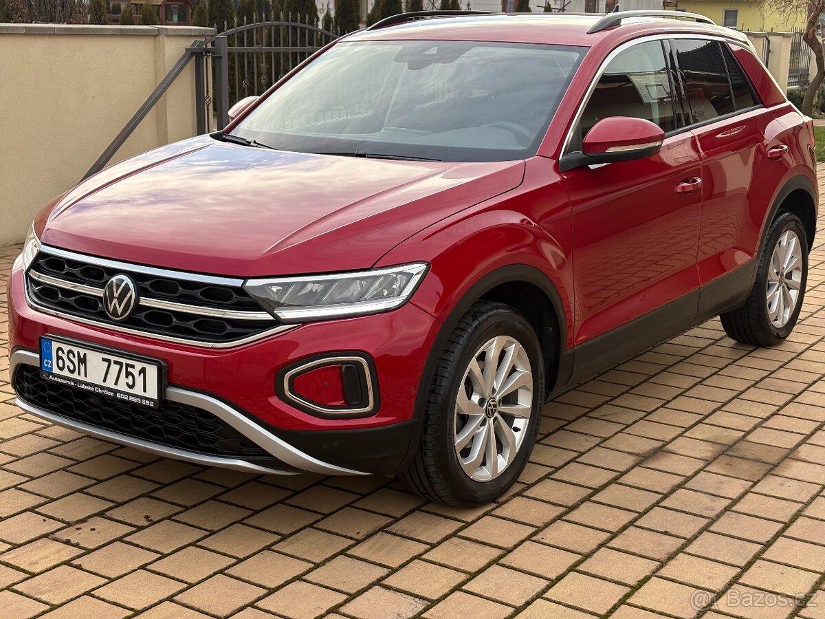 VW T-Roc 1.5 TSi 110kw odpočet DPH 1.maj. nové CZ