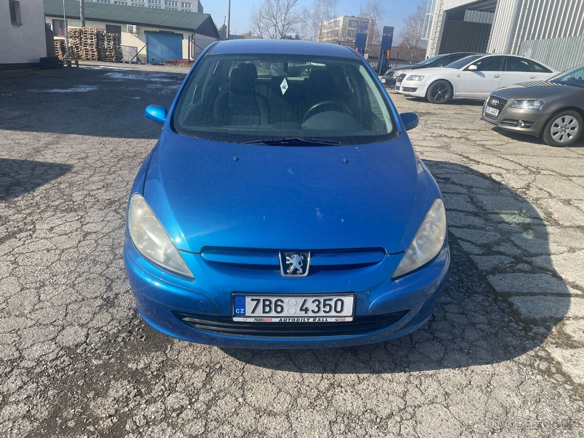 Peugeot 307 1.6 benzín pěkný stav