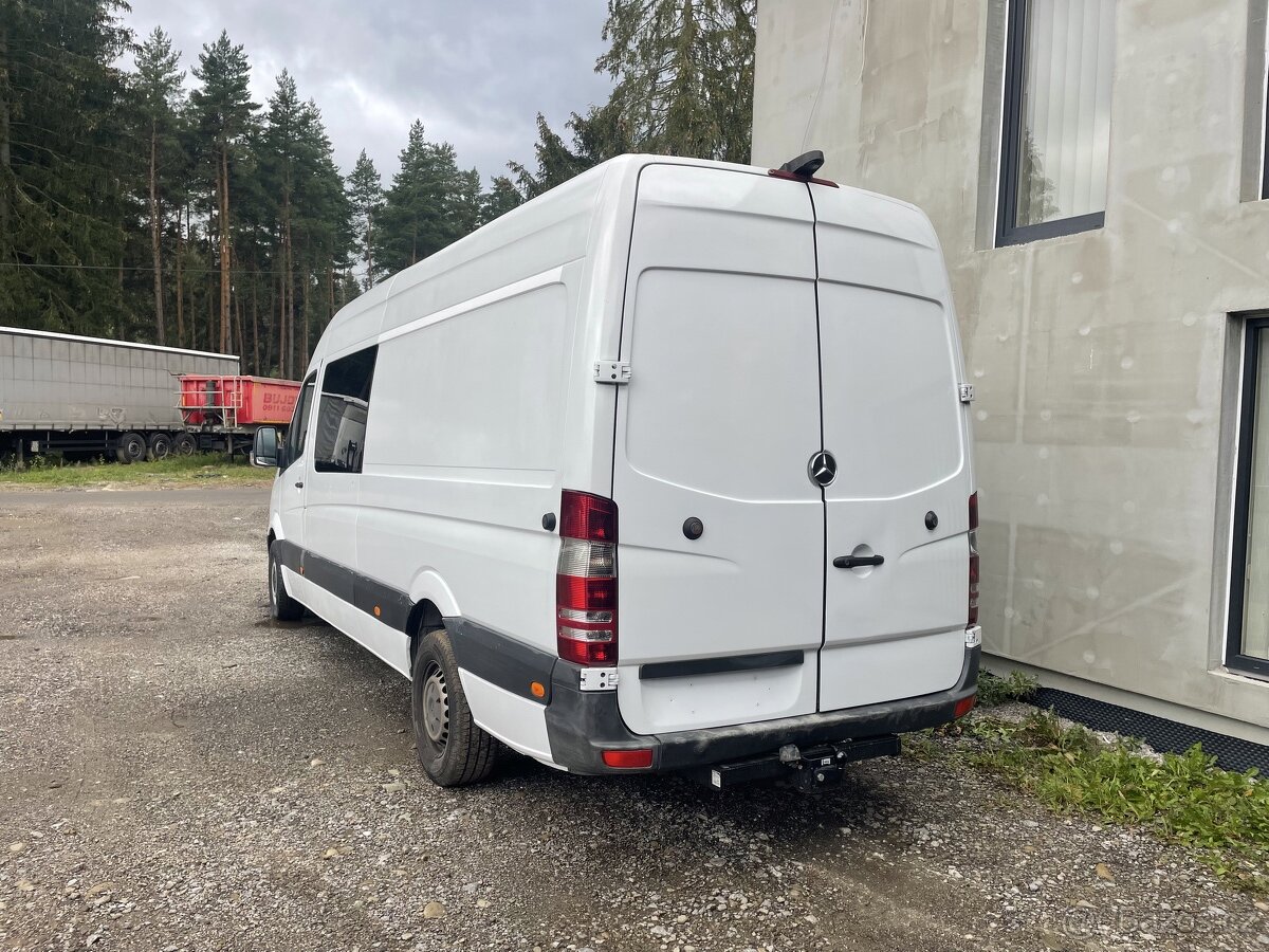 mercedes sprinter