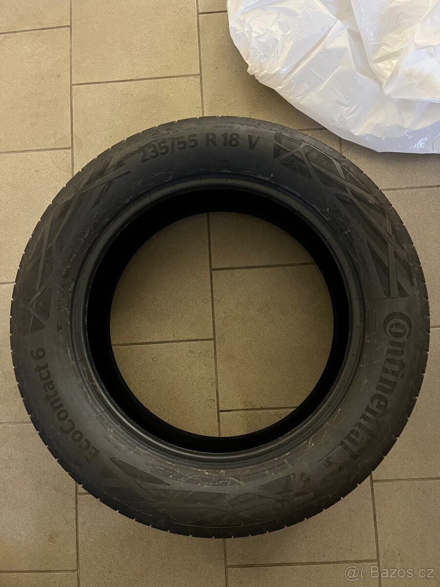 Letní pneu Continental Ecocontact 6 235/55 R18 V