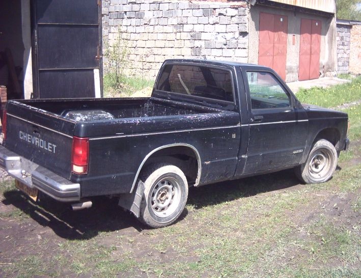 Chevrolet S10 pickup r.91 s doklady 3.místný- projekt