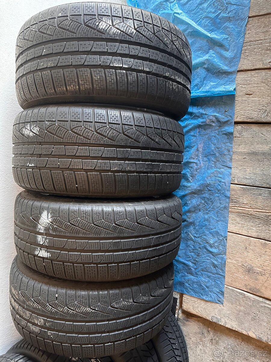 Prodám 4 zimní použité pneu  Pirelli Sotozero 275/40R19 245/