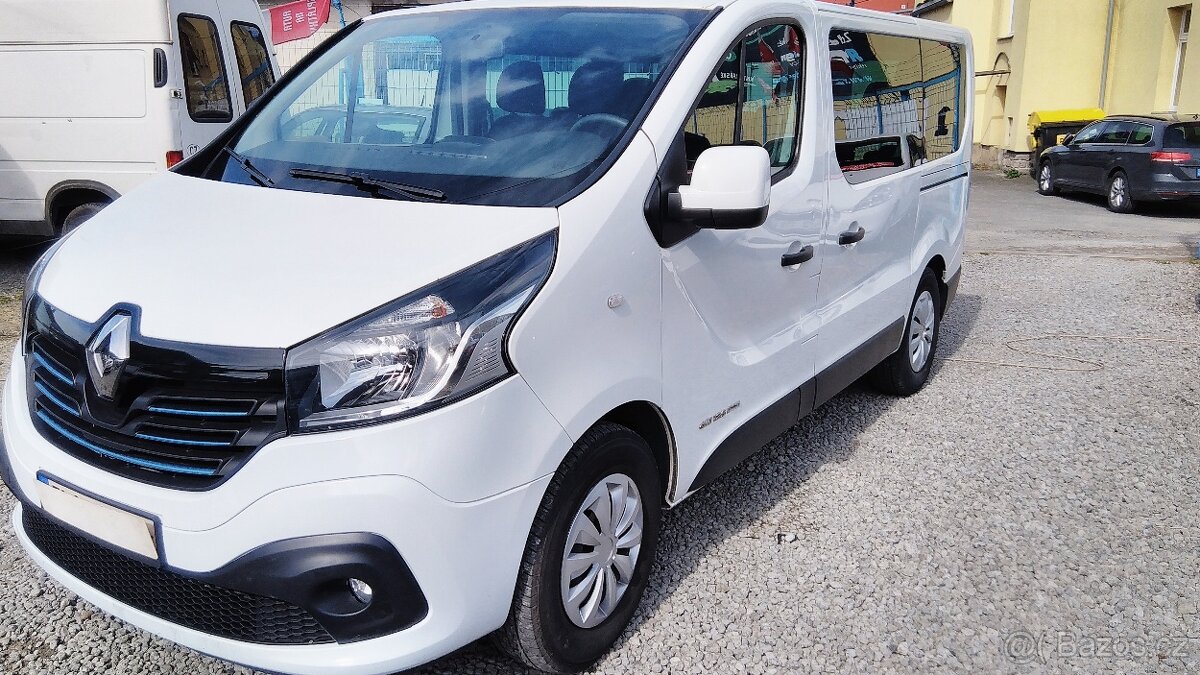 RENAULT Trafic 1,6DCi MINIBUS 9-místný ČR