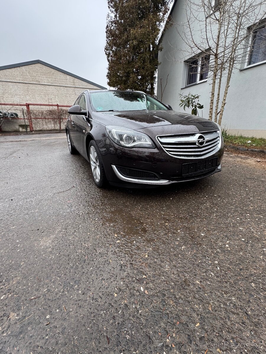 Opel insignia 2.0 nafta 120kW rok 2015