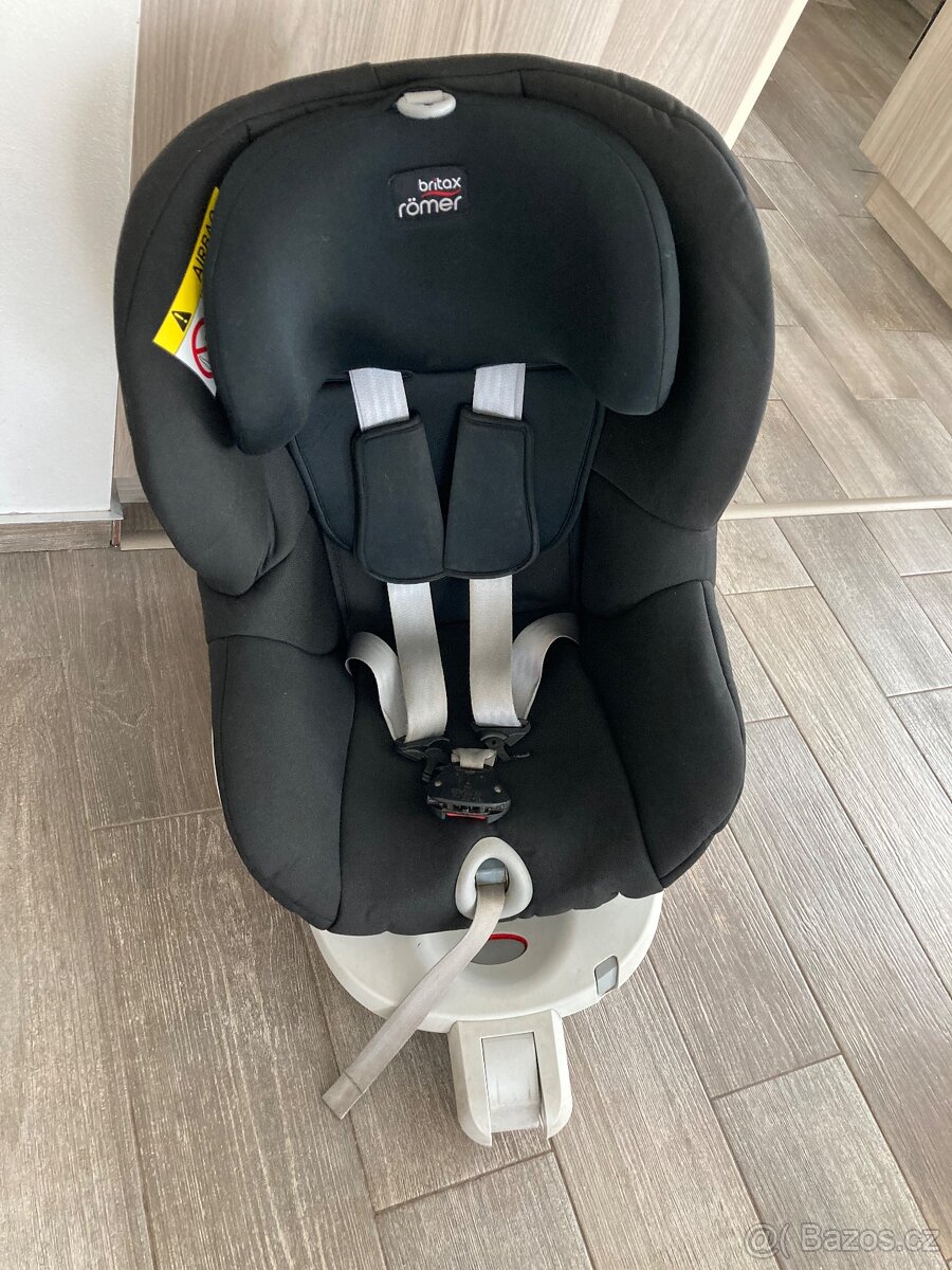 Britax Römer Dualfix - autosedačka na isofix