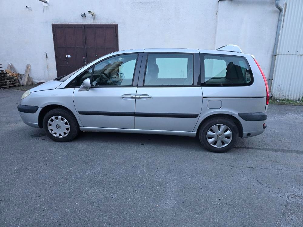 Citroen C8 2,2i lpg