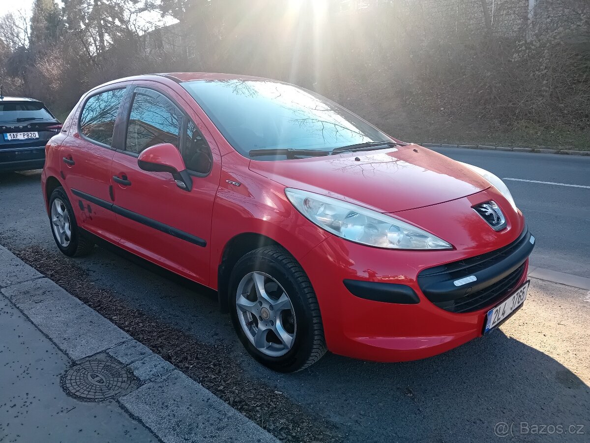 PEUGEOT 207 1.4 16V 2006 ČR