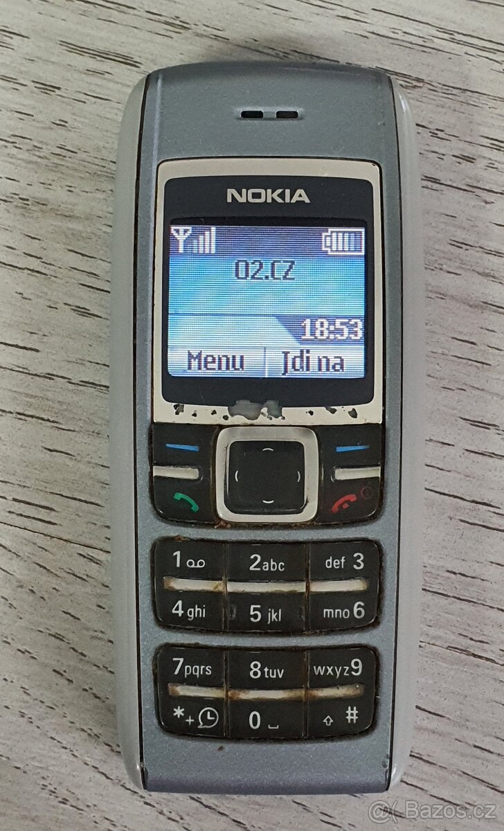 Tlačítkový telefon Nokia 5110 včetně nabíječky