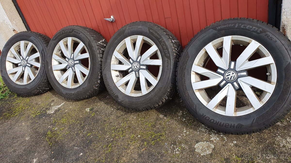 16" VW Golf Passat 5x112 zimní jak nové