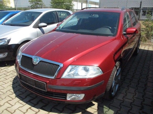 Škoda Octavia 1.6i benzín nová stk