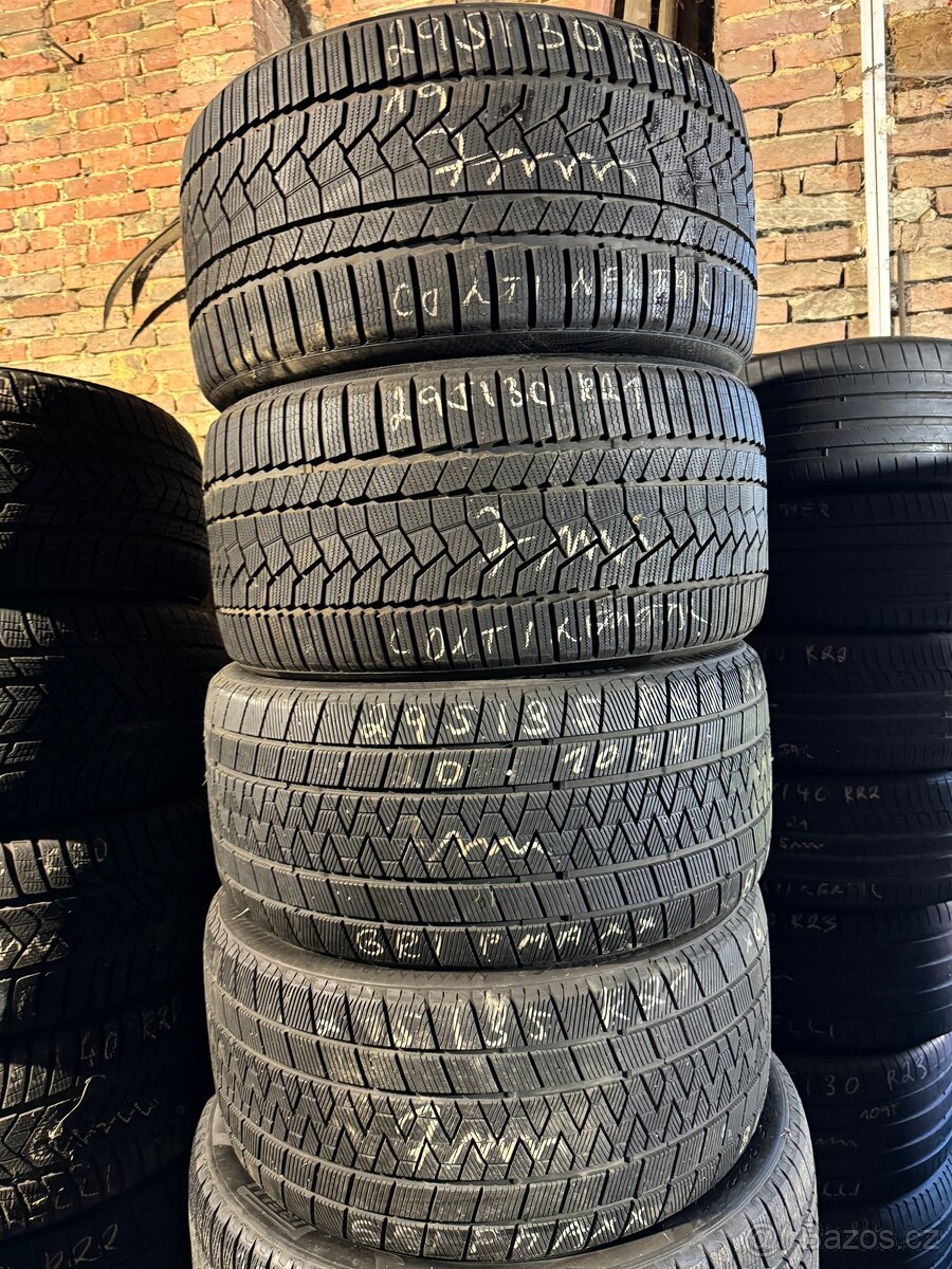 Zimní sada pneu 295/35 R21