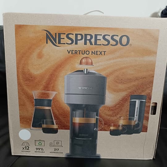 Kávovar Nespresso Vertuo Next