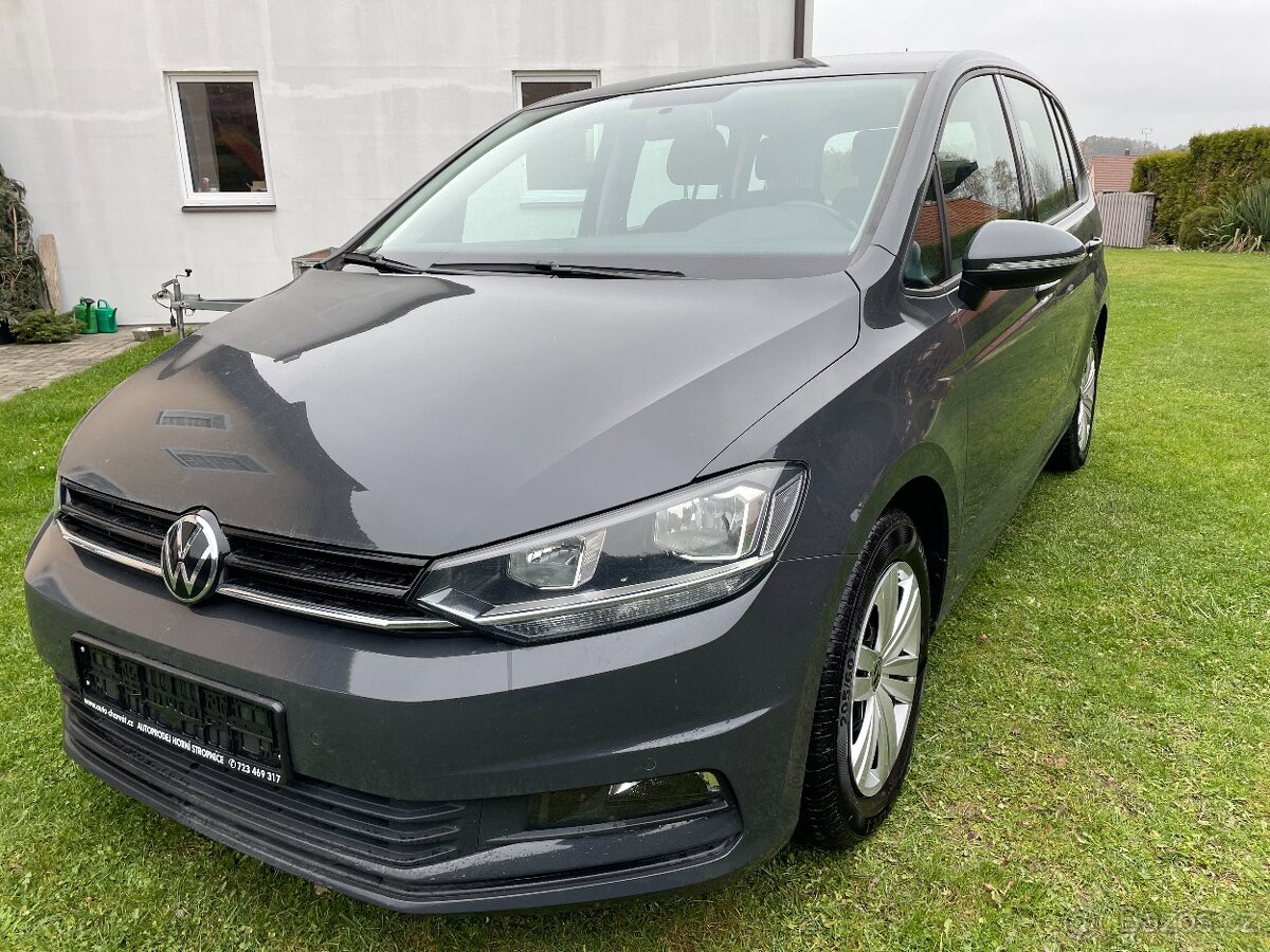 Volkswagen Touran 2,0TDi Odp.DPH,1Majitel /2021/Manuál