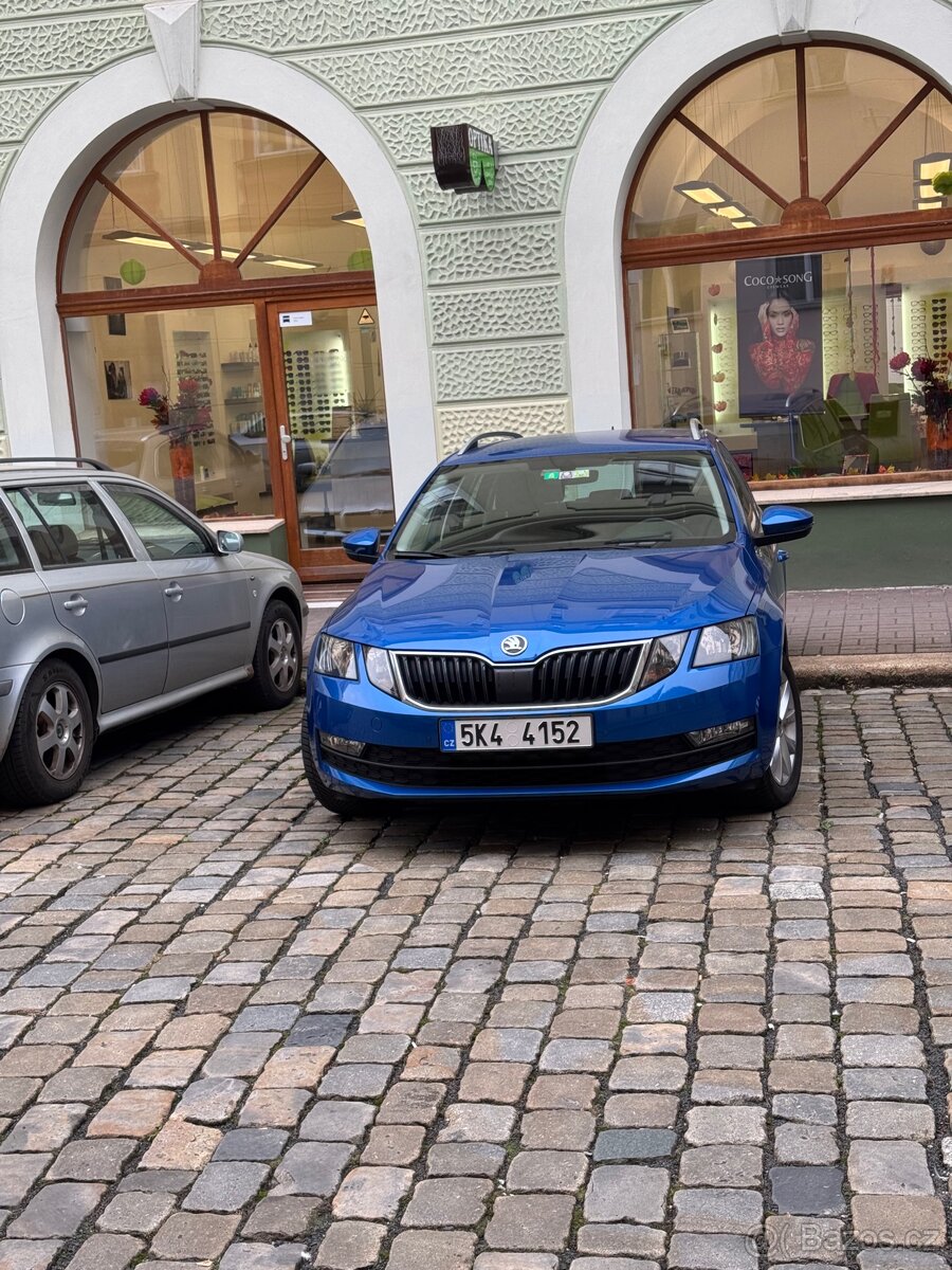 Škoda Oktavia 1.6 85kw Automat 168 750km