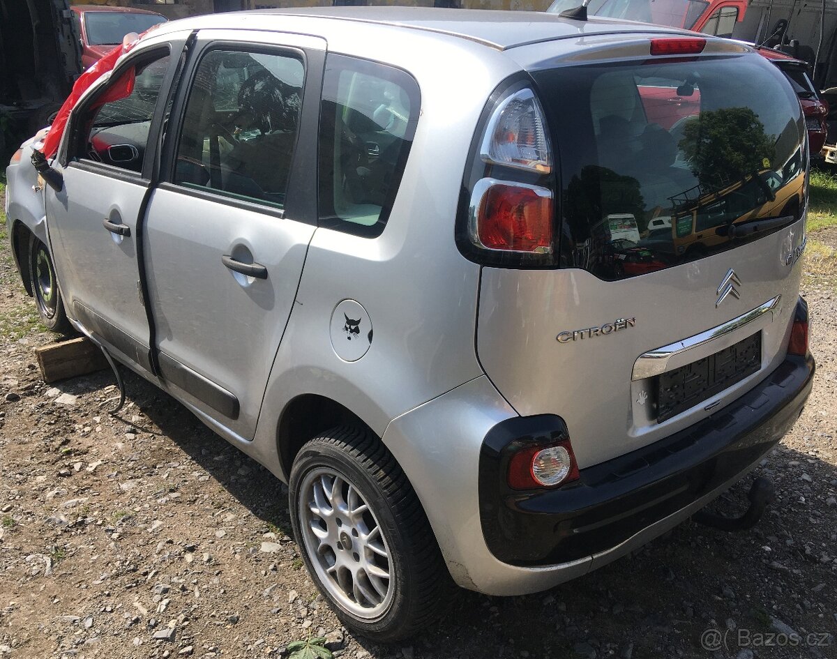 Citroen C3 Picasso náhradní díly r.v. 2009 1.6 VTi