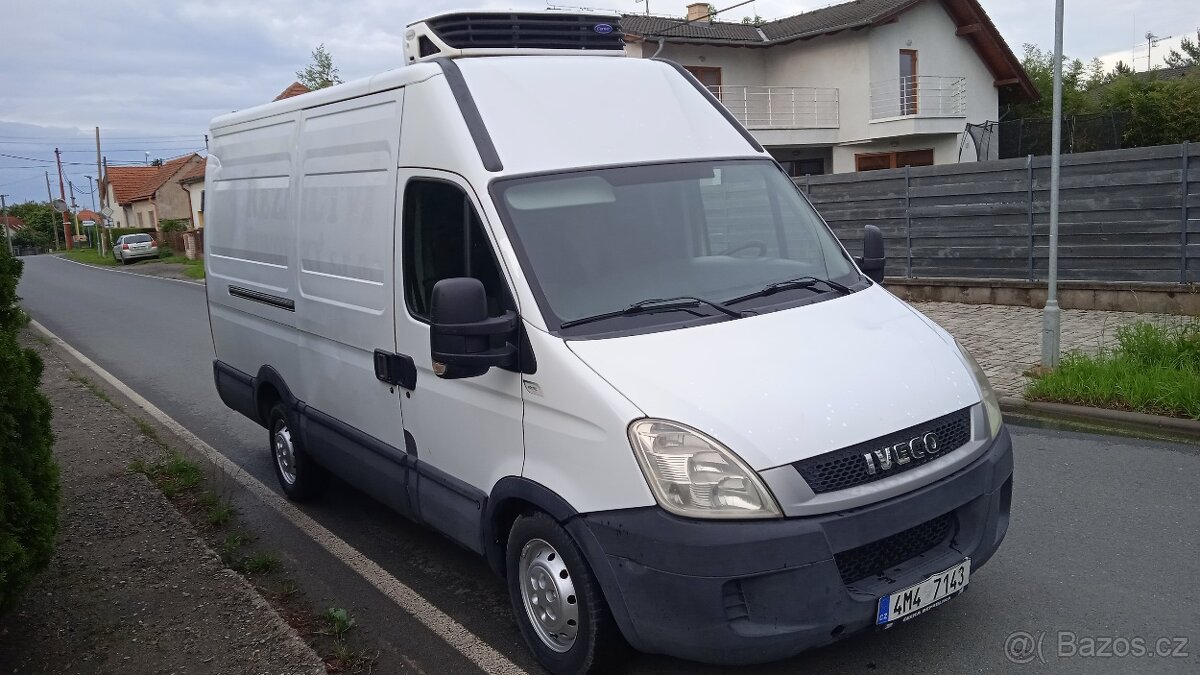 IVECO DAILY L2H2 2,3HPi85kw,rv2011,ČR,1,MAJ,CHLADÁK+ZÁSUVKA