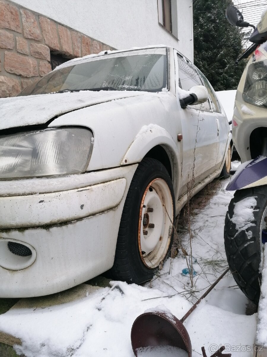 Peugeot 106 RALLYE