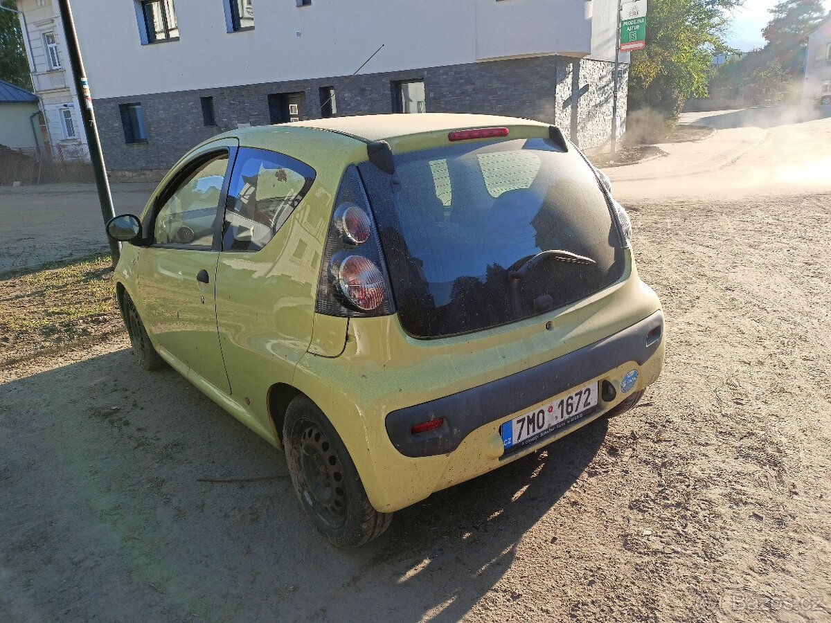 Prodám UTOPENÝ Citroen c1