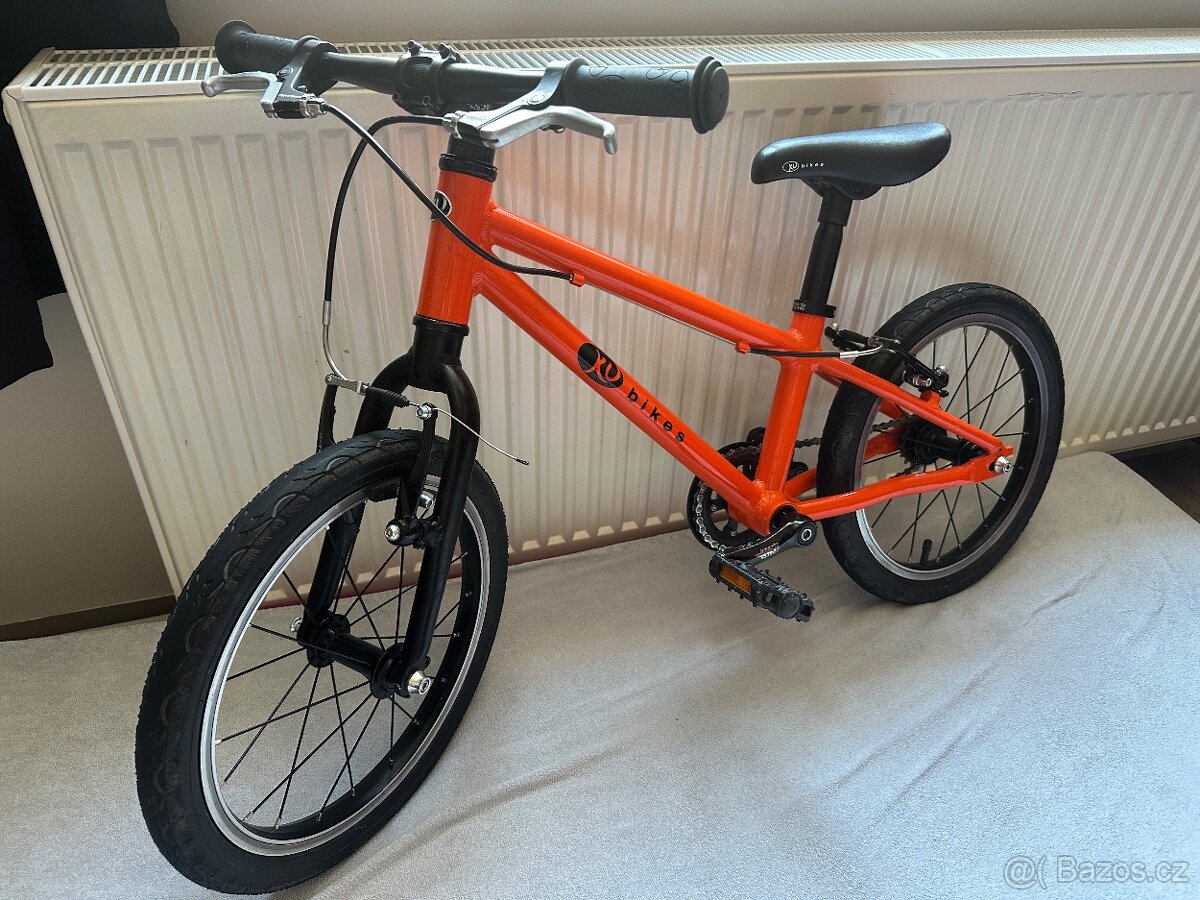 Kubikes 16L vcetne stojanku