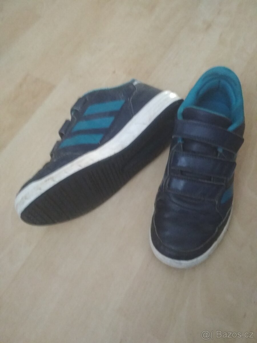 Tenisky adidas vel.23