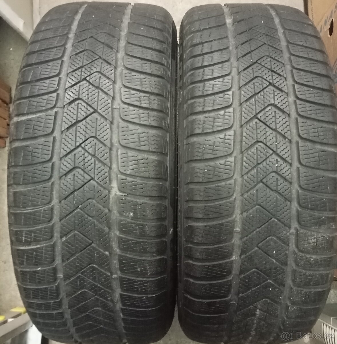 Zimní pneu Pirelli 235/45/18