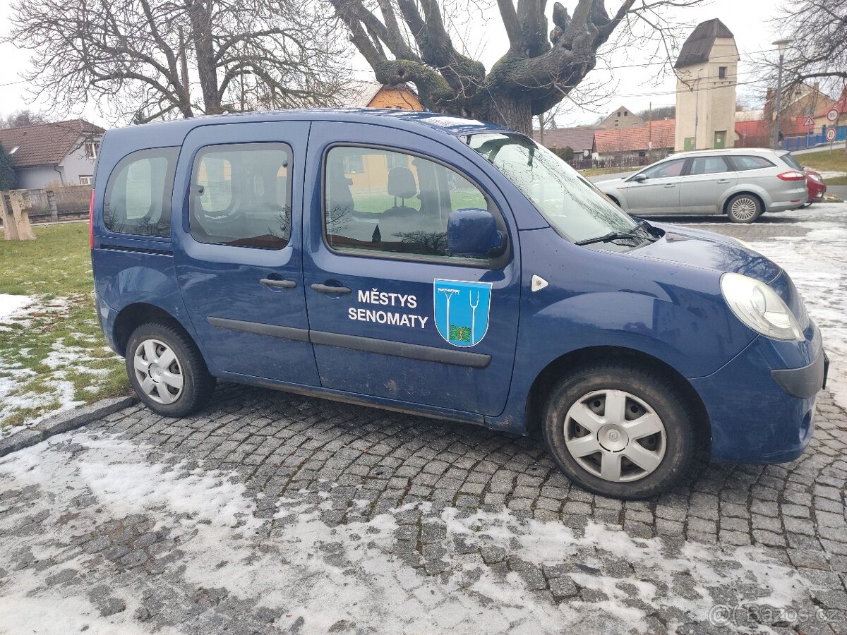 Prodám Renault Kangoo 1,6 (64 kW), 5 míst, r.v. 2010