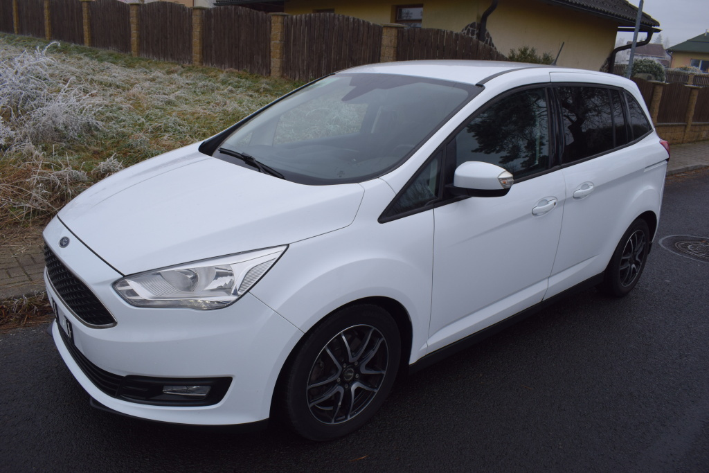 Ford Grand C-MAX 2.0 TDCI 110kW, záruka KM, rok 2017