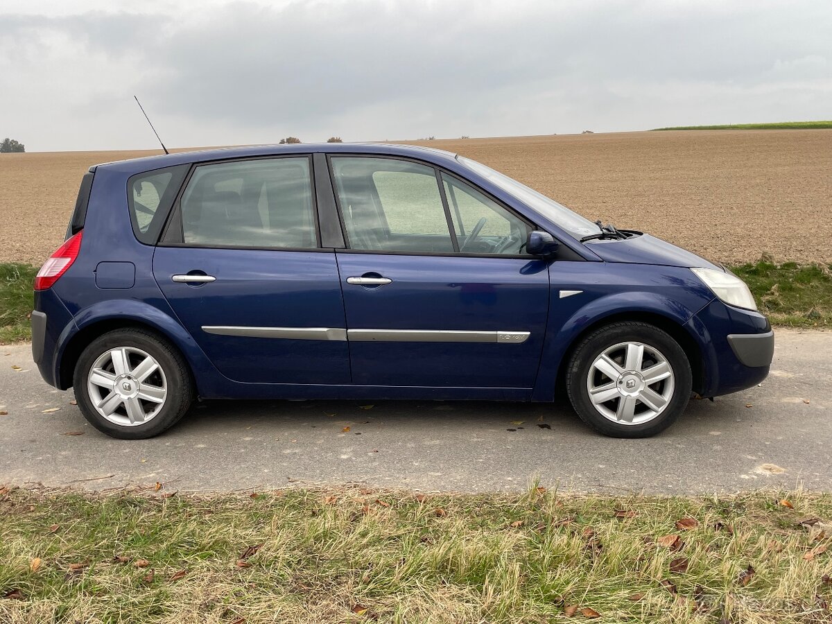 Renault Mégane Scénic 1.6i, nová STK