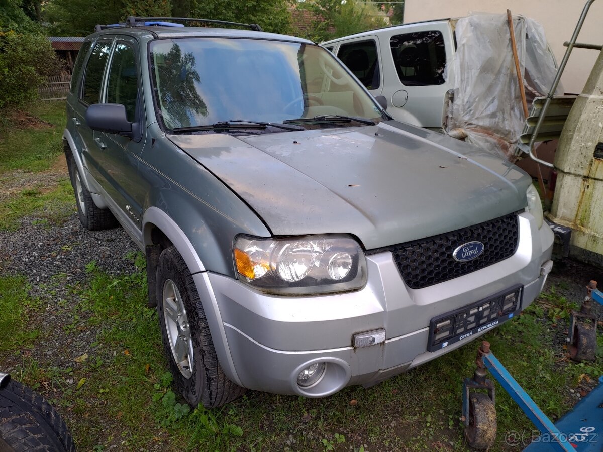 Ford Escape Hybrid 2.3 nepojízdný