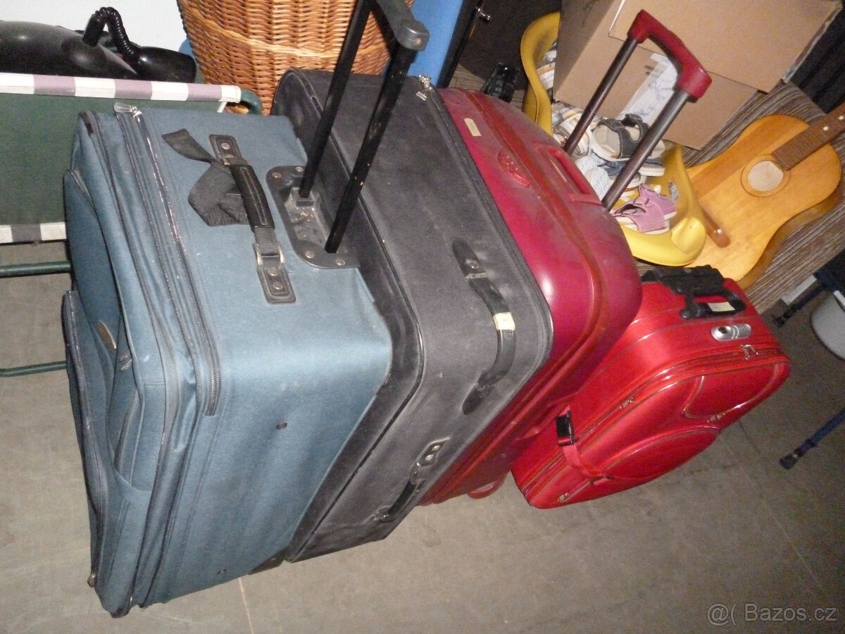cestovní kufry,tašky