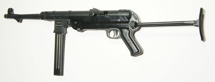 Expanzní samopal MP 40.