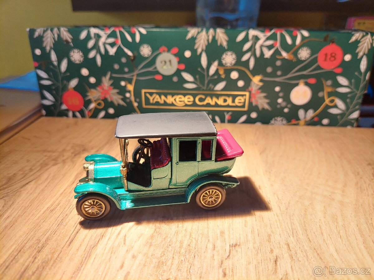 Matchbox yesteryear Y3 BENZ LIMOUSINE