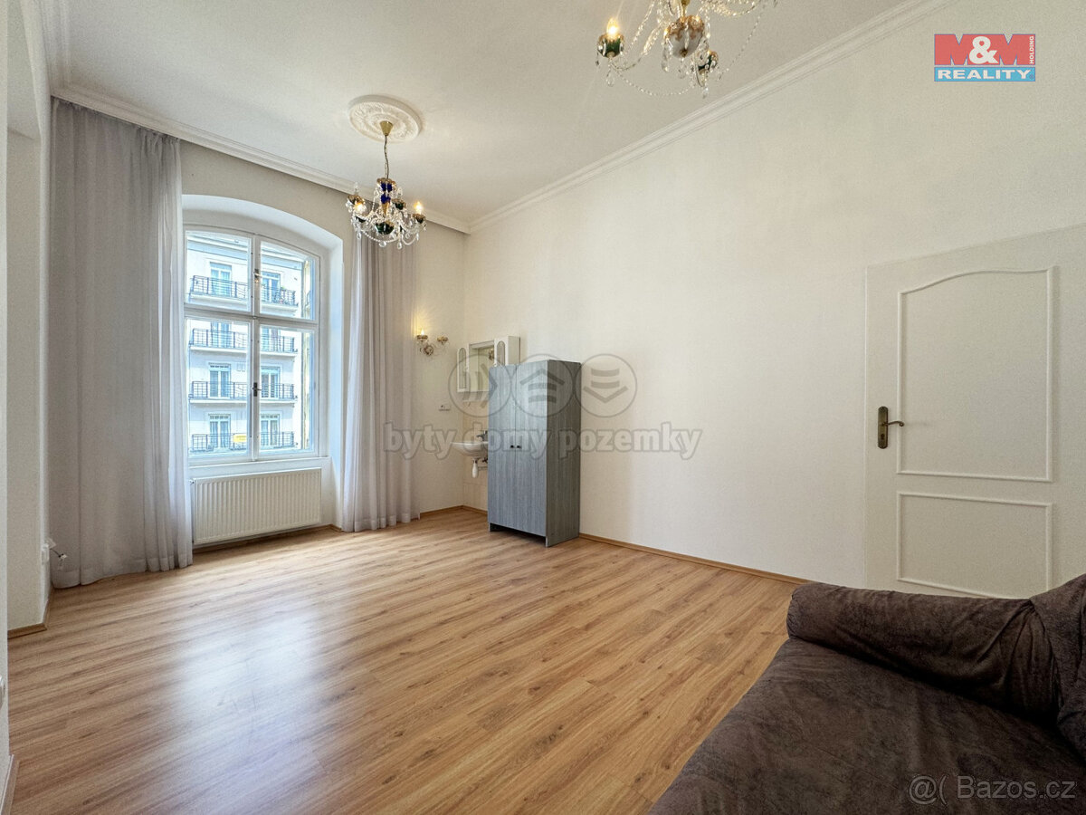 Pronájem obchod a služby, 25 m², Karlovy Vary, ul. Lázeňská