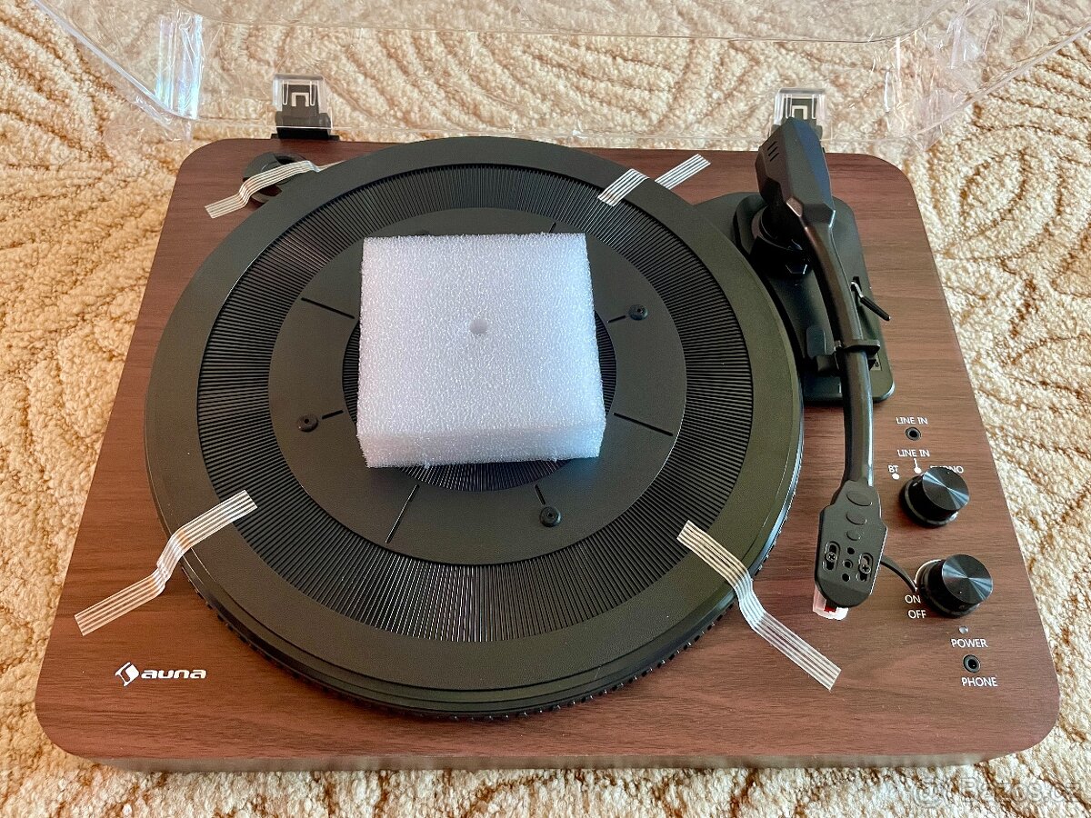 Gramofon Auna TT play SE